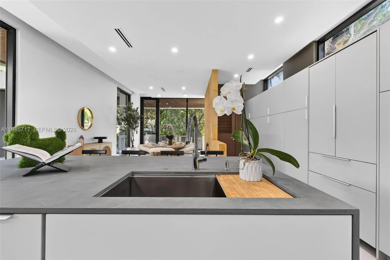 234 Sw 22nd Rd, Miami, Florida 33129, Miami, Florida 33129, 4 Bedrooms Bedrooms, ,3 BathroomsBathrooms,Residential,For Sale,234 Sw 22nd Rd, Miami, Florida 33129,A11985717