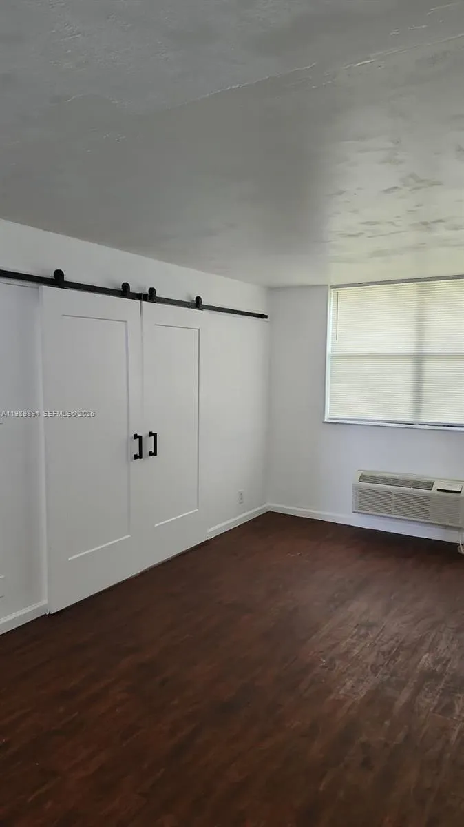2401 Riverside Dr 510-b, Coral Springs, Florida 33, Coral Springs, Florida 33065, 1 Bedroom Bedrooms, ,1 BathroomBathrooms,Residential Lease,For Rent,2401 Riverside Dr 510-b, Coral Springs, Florida 33,A11989894