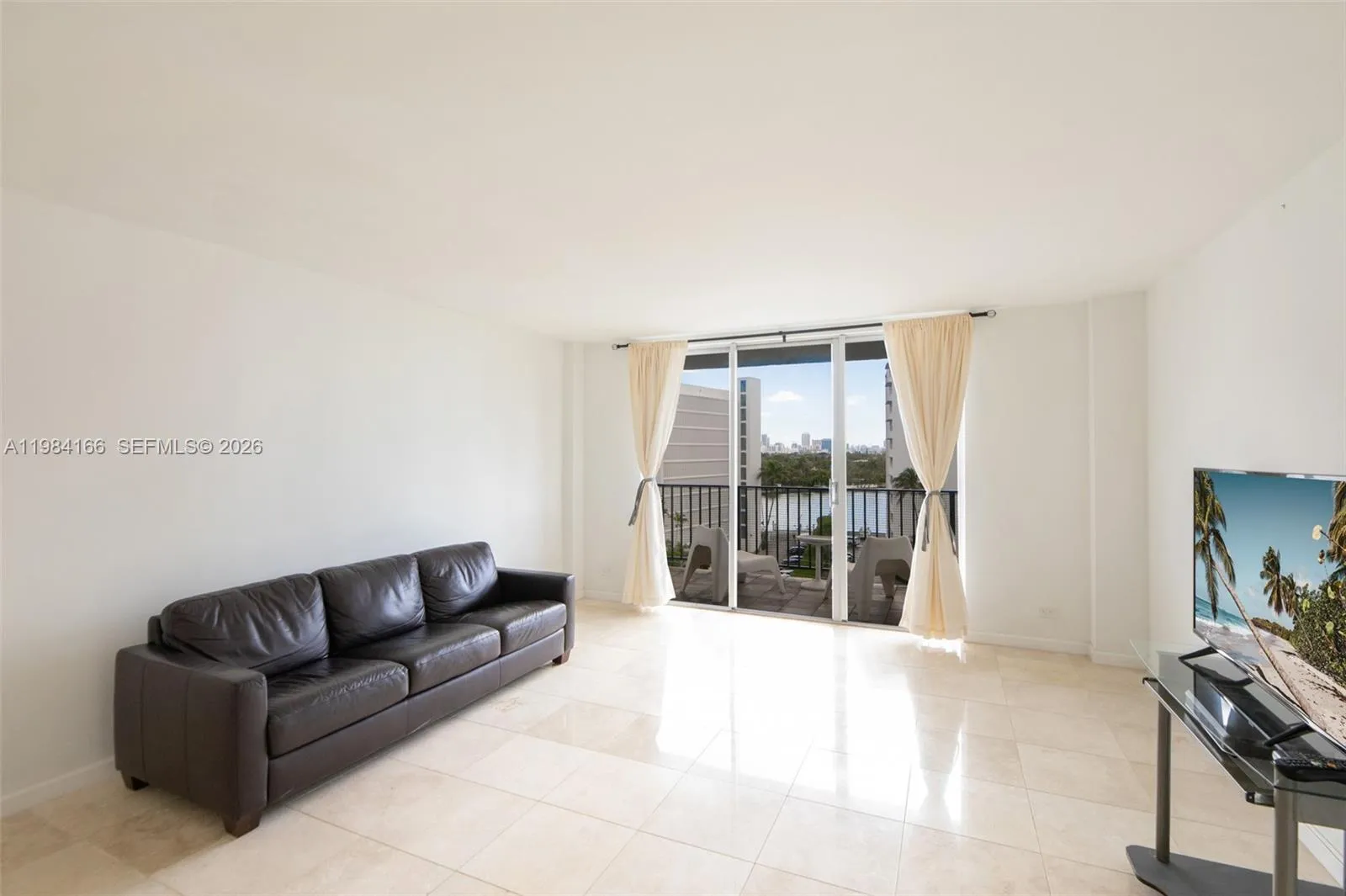 1001 91st St 701, Bay Harbor Islands, Florida 3315, Bay Harbor Islands, Florida 33154, 1 Bedroom Bedrooms, ,1 BathroomBathrooms,Residential,For Sale,1001 91st St 701, Bay Harbor Islands, Florida 3315,A11984166