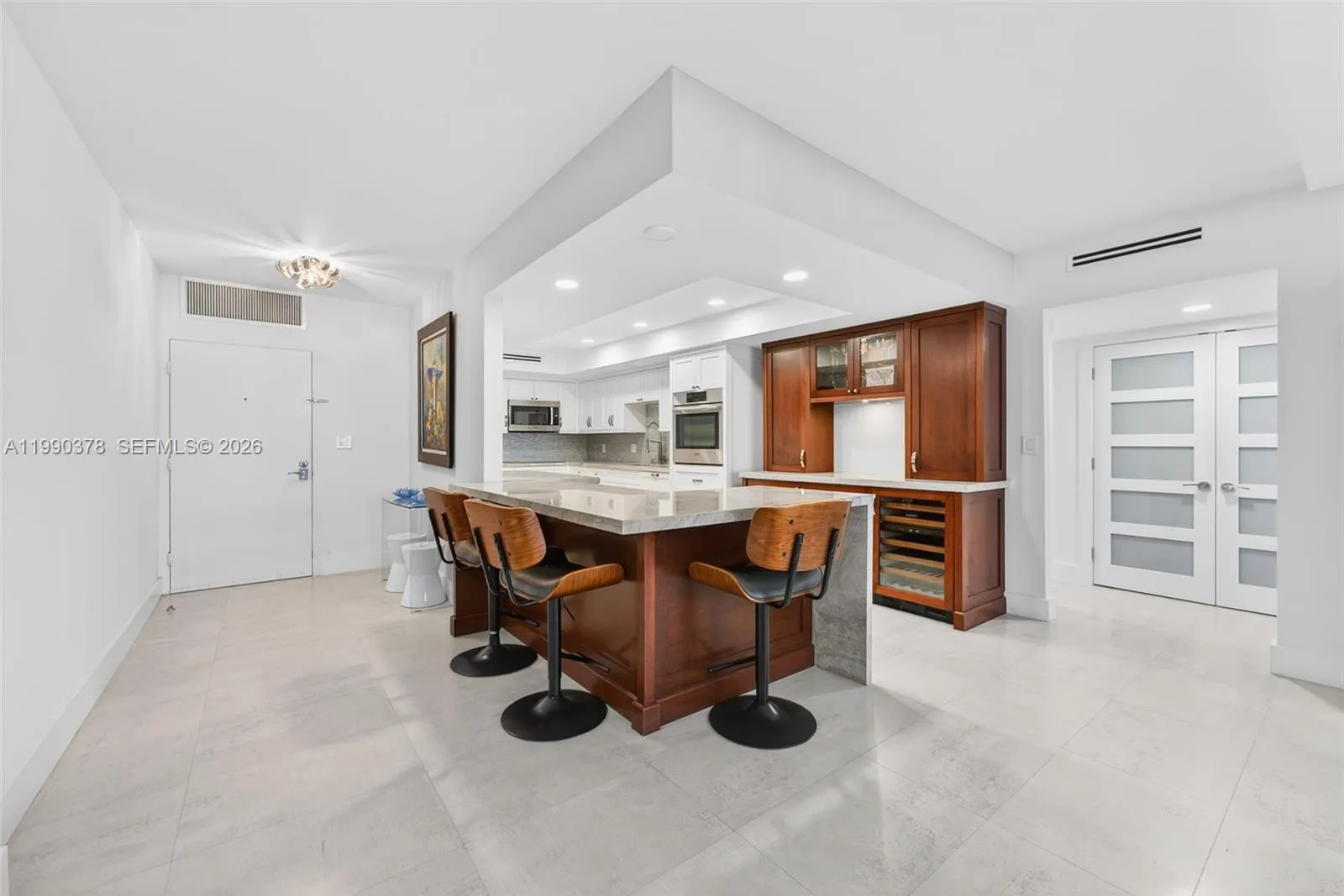 3725 S Ocean Dr 1024, Hollywood, Florida 33019, Hollywood, Florida 33019, 2 Bedrooms Bedrooms, ,2 BathroomsBathrooms,Residential,For Sale,3725 S Ocean Dr 1024, Hollywood, Florida 33019,A11990378