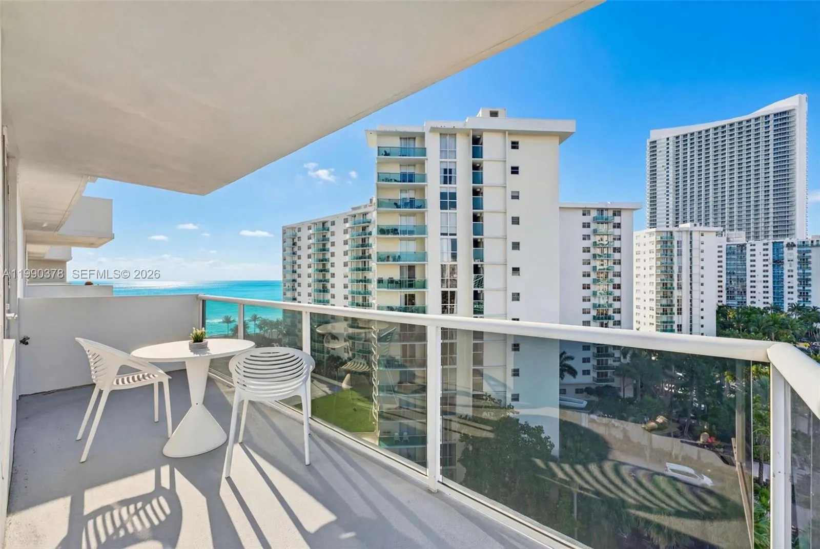 3725 S Ocean Dr 1024, Hollywood, Florida 33019, Hollywood, Florida 33019, 2 Bedrooms Bedrooms, ,2 BathroomsBathrooms,Residential,For Sale,3725 S Ocean Dr 1024, Hollywood, Florida 33019,A11990378