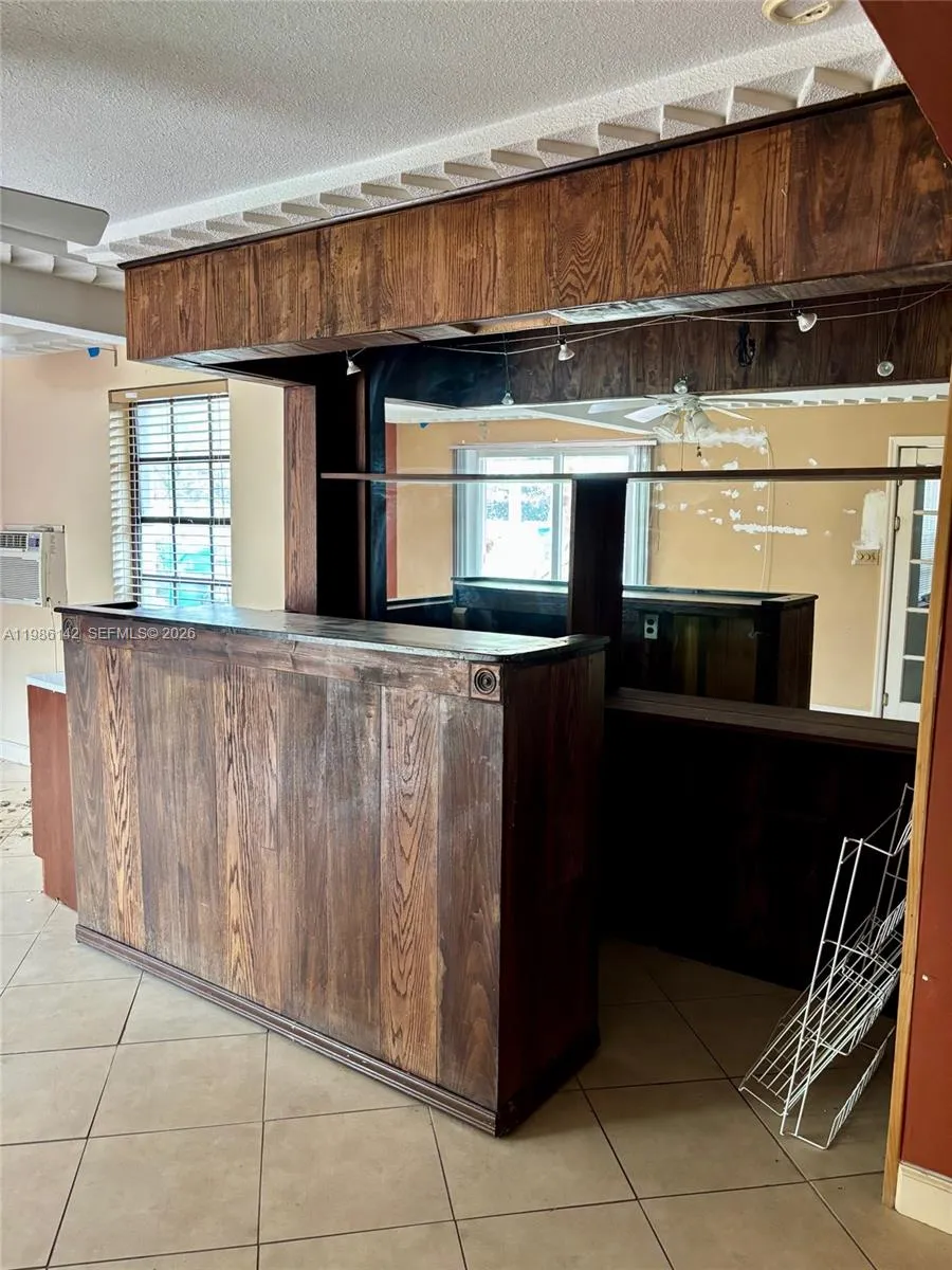 3241 Arthur Ter, Hollywood, Florida 33021, Hollywood, Florida 33021, 3 Bedrooms Bedrooms, ,2 BathroomsBathrooms,Residential,For Sale,3241 Arthur Ter, Hollywood, Florida 33021,A11986142