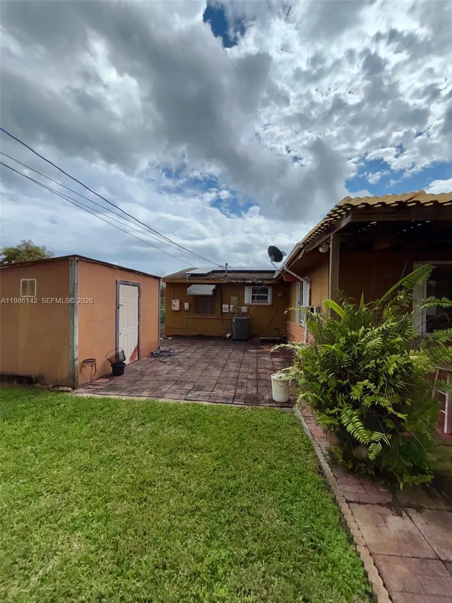 3241 Arthur Ter, Hollywood, Florida 33021, Hollywood, Florida 33021, 3 Bedrooms Bedrooms, ,2 BathroomsBathrooms,Residential,For Sale,3241 Arthur Ter, Hollywood, Florida 33021,A11986142