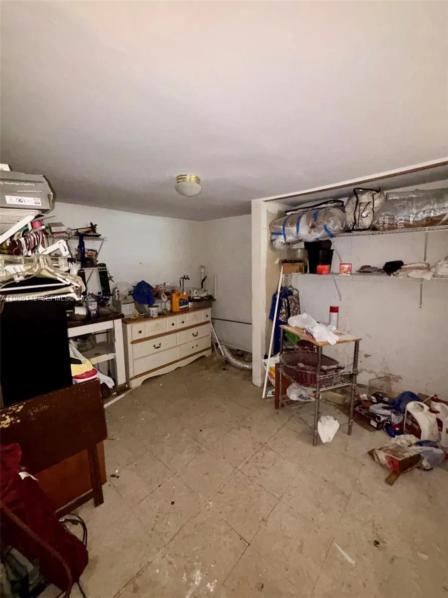 3241 Arthur Ter, Hollywood, Florida 33021, Hollywood, Florida 33021, 3 Bedrooms Bedrooms, ,2 BathroomsBathrooms,Residential,For Sale,3241 Arthur Ter, Hollywood, Florida 33021,A11986142