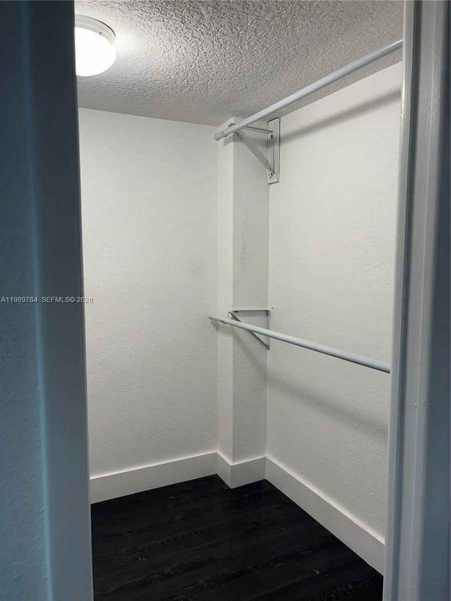 8075 Sw 107th Ave 221, Miami, Florida 33173, Miami, Florida 33173, 1 Bedroom Bedrooms, ,1 BathroomBathrooms,Residential Lease,For Rent,8075 Sw 107th Ave 221, Miami, Florida 33173,A11989784