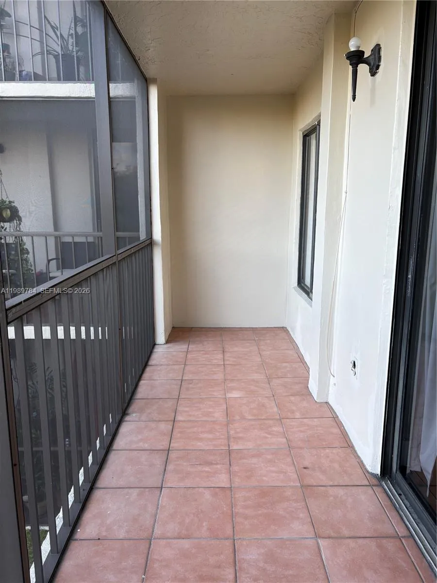 8075 Sw 107th Ave 221, Miami, Florida 33173, Miami, Florida 33173, 1 Bedroom Bedrooms, ,1 BathroomBathrooms,Residential Lease,For Rent,8075 Sw 107th Ave 221, Miami, Florida 33173,A11989784