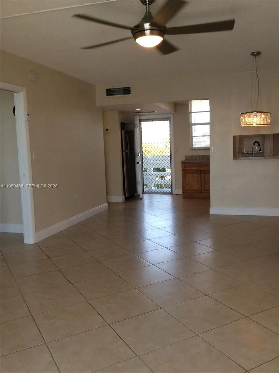 3000 Marcos Dr P312, Aventura, Florida 33160, Aventura, Florida 33160, 1 Bedroom Bedrooms, ,1 BathroomBathrooms,Residential Lease,For Rent,3000 Marcos Dr P312, Aventura, Florida 33160,A11989466