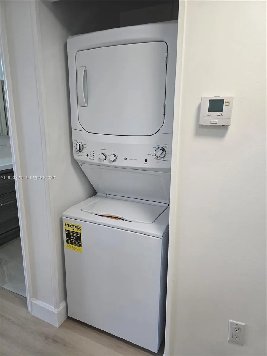 Miami, Florida 33144, 2 Bedrooms Bedrooms, ,2 BathroomsBathrooms,Residential Lease,For Rent,A11990220