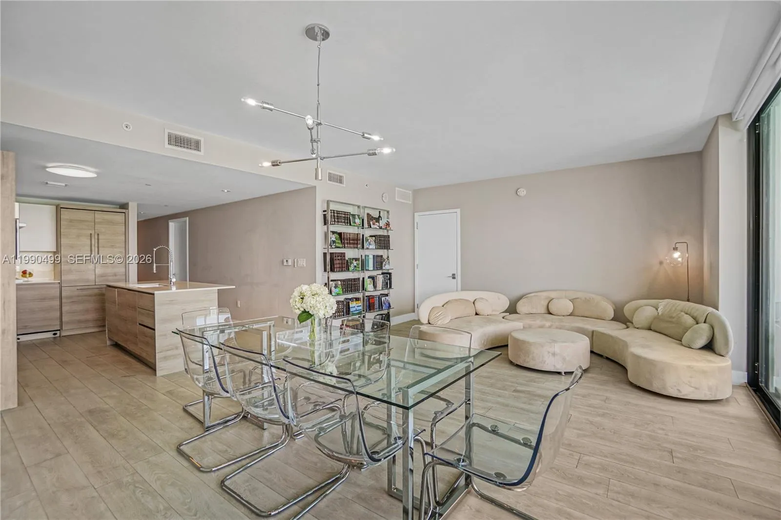 10201 E Bay Harbor Dr 601, Bay Harbor Islands, Flo, Bay Harbor Islands, Florida 33154, 4 Bedrooms Bedrooms, ,3 BathroomsBathrooms,Residential Lease,For Rent,10201 E Bay Harbor Dr 601, Bay Harbor Islands, Flo,A11990499