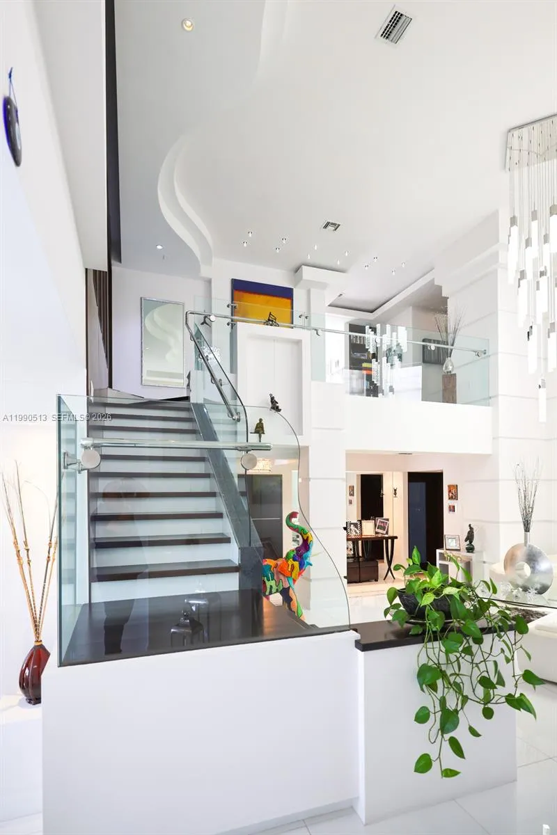 11143 Nw 72nd Ter, Doral, Florida 33178, Doral, Florida 33178, 5 Bedrooms Bedrooms, ,3 BathroomsBathrooms,Residential,For Sale,11143 Nw 72nd Ter, Doral, Florida 33178,A11990513