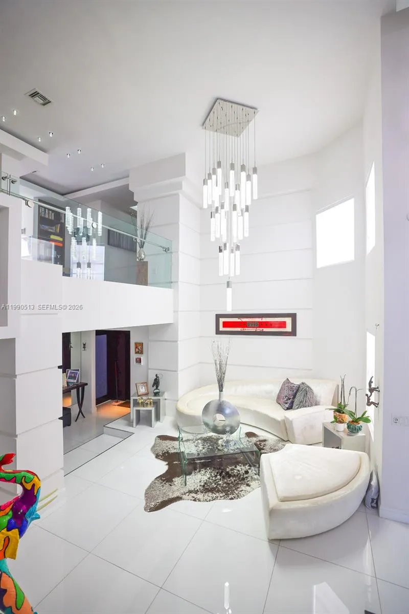 11143 Nw 72nd Ter, Doral, Florida 33178, Doral, Florida 33178, 5 Bedrooms Bedrooms, ,3 BathroomsBathrooms,Residential,For Sale,11143 Nw 72nd Ter, Doral, Florida 33178,A11990513