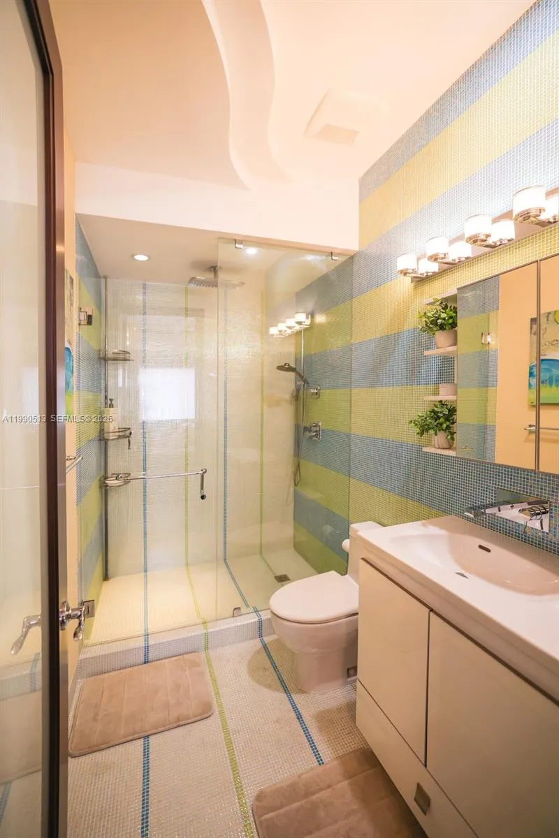 11143 Nw 72nd Ter, Doral, Florida 33178, Doral, Florida 33178, 5 Bedrooms Bedrooms, ,3 BathroomsBathrooms,Residential,For Sale,11143 Nw 72nd Ter, Doral, Florida 33178,A11990513