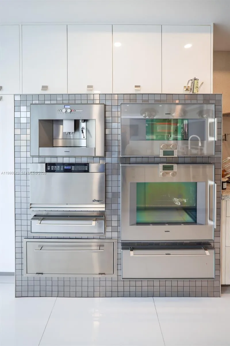 11143 Nw 72nd Ter, Doral, Florida 33178, Doral, Florida 33178, 5 Bedrooms Bedrooms, ,3 BathroomsBathrooms,Residential,For Sale,11143 Nw 72nd Ter, Doral, Florida 33178,A11990513