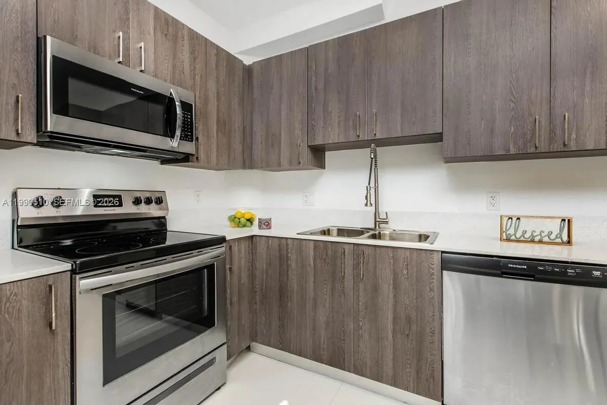 25850 Sw 140th Ct 6-609, Homestead, Florida 33032, Homestead, Florida 33032, 2 Bedrooms Bedrooms, ,2 BathroomsBathrooms,Residential Lease,For Rent,25850 Sw 140th Ct 6-609, Homestead, Florida 33032,A11990510