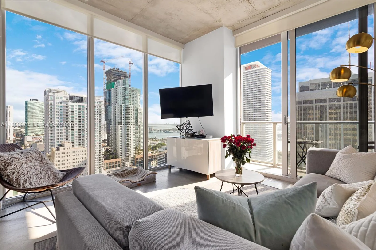 151 Se 1st St 2802, Miami, Florida 33131, Miami, Florida 33131, 1 Bedroom Bedrooms, ,1 BathroomBathrooms,Residential,For Sale,151 Se 1st St 2802, Miami, Florida 33131,A11990272