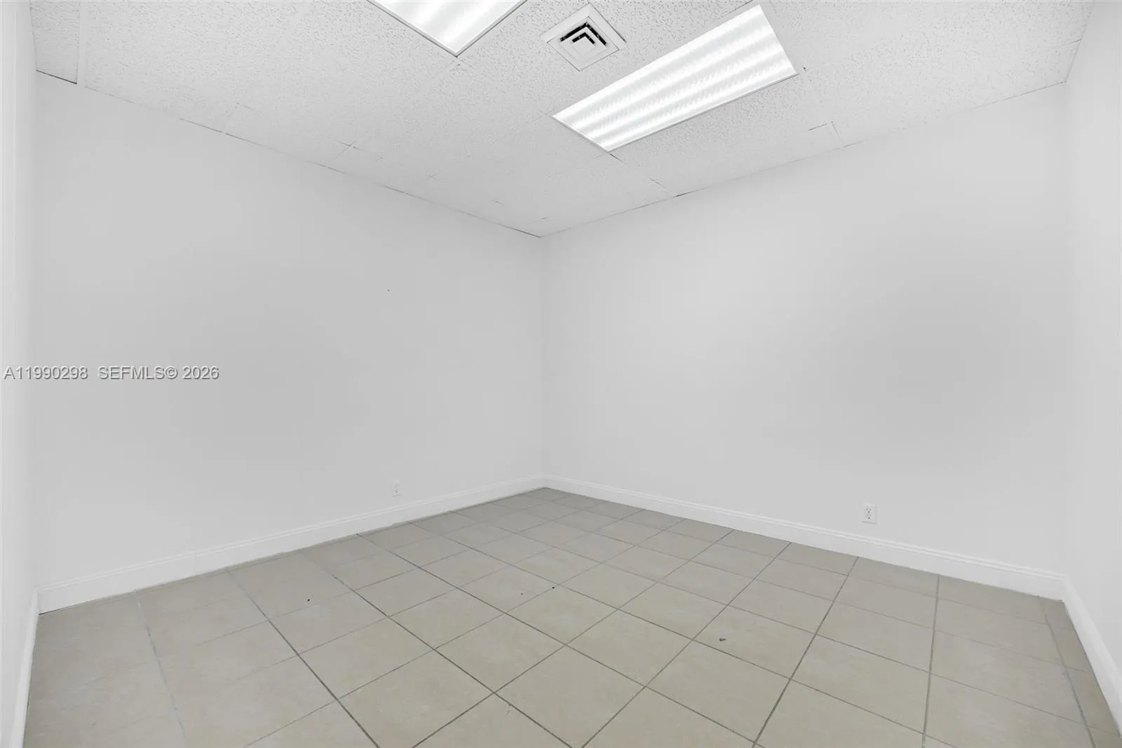 3801 N University Dr 402, Florida 33351, Florida 33351, ,Commercial Lease,For Rent,3801 N University Dr 402, , Florida 33351,A11990298