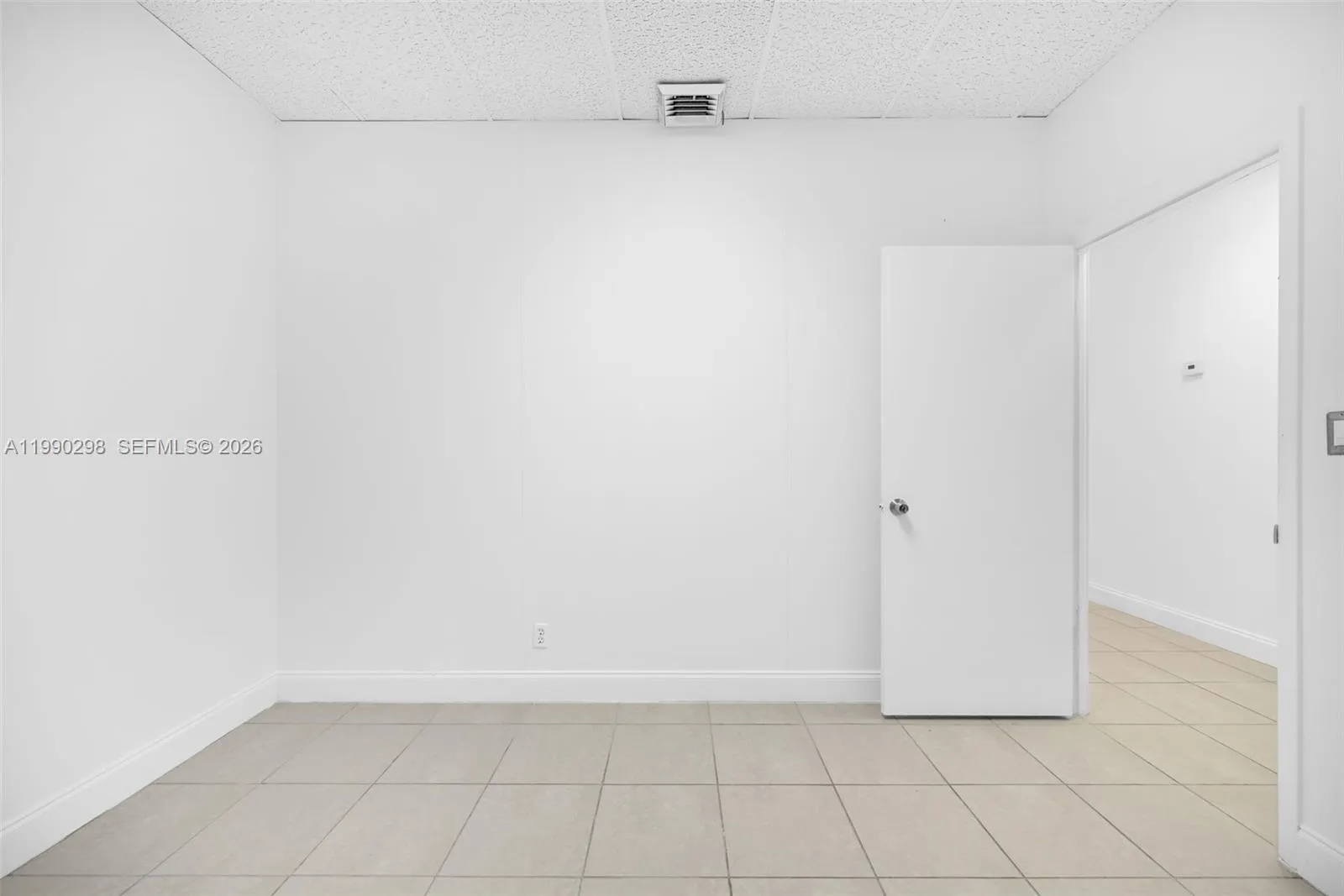 3801 N University Dr 402, Florida 33351, Florida 33351, ,Commercial Lease,For Rent,3801 N University Dr 402, , Florida 33351,A11990298