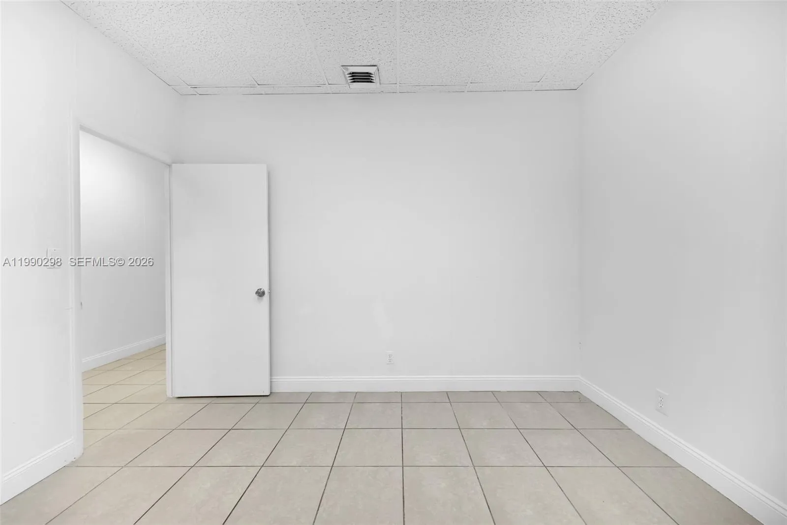 3801 N University Dr 402, Florida 33351, Florida 33351, ,Commercial Lease,For Rent,3801 N University Dr 402, , Florida 33351,A11990298