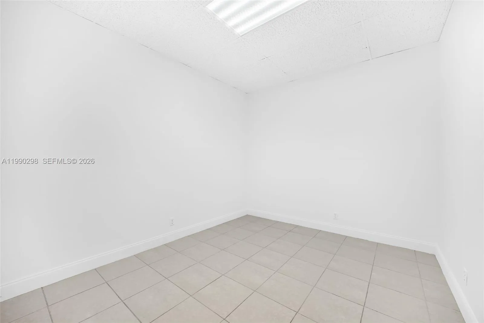 3801 N University Dr 402, Florida 33351, Florida 33351, ,Commercial Lease,For Rent,3801 N University Dr 402, , Florida 33351,A11990298