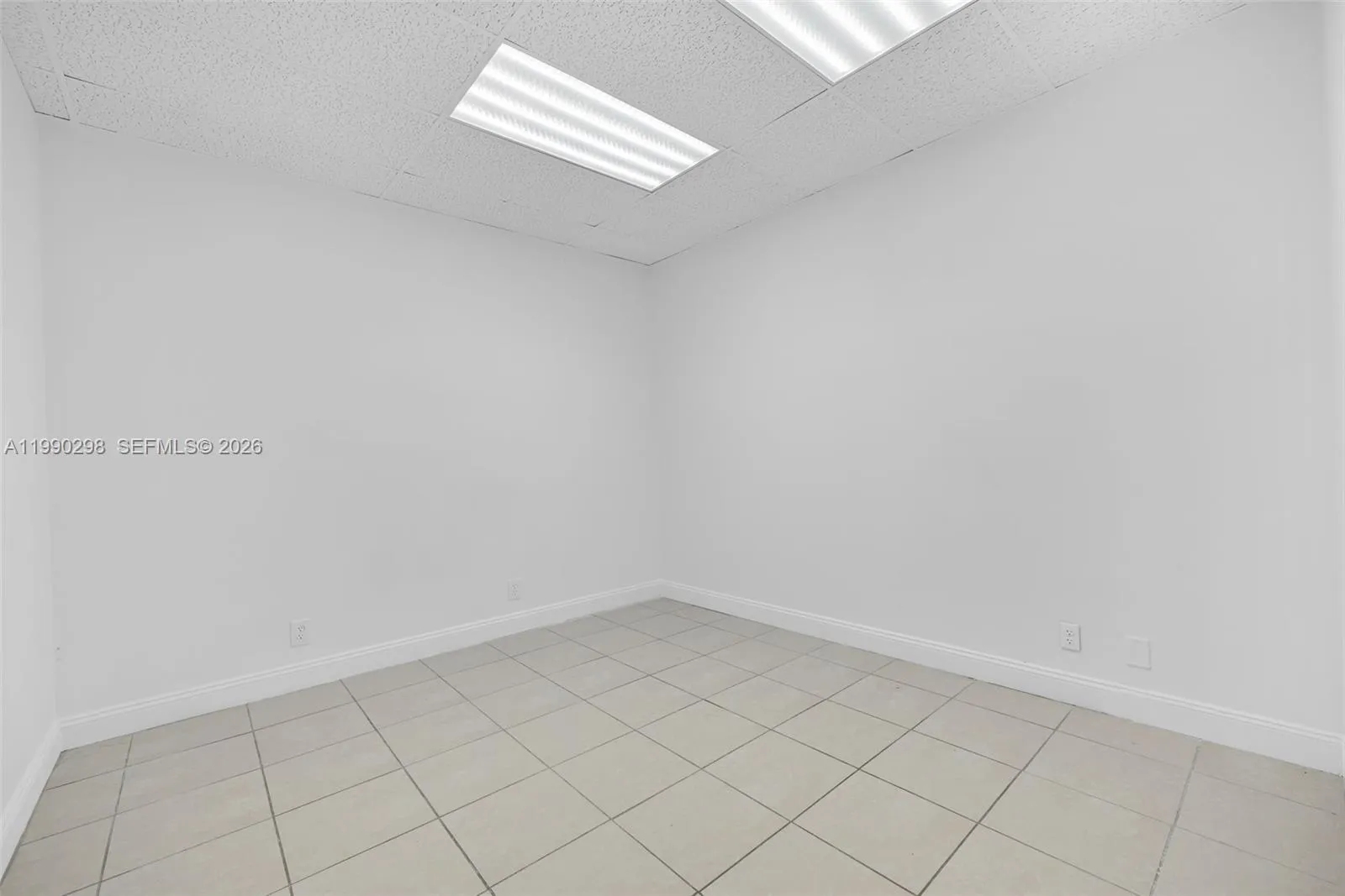 3801 N University Dr 402, Florida 33351, Florida 33351, ,Commercial Lease,For Rent,3801 N University Dr 402, , Florida 33351,A11990298