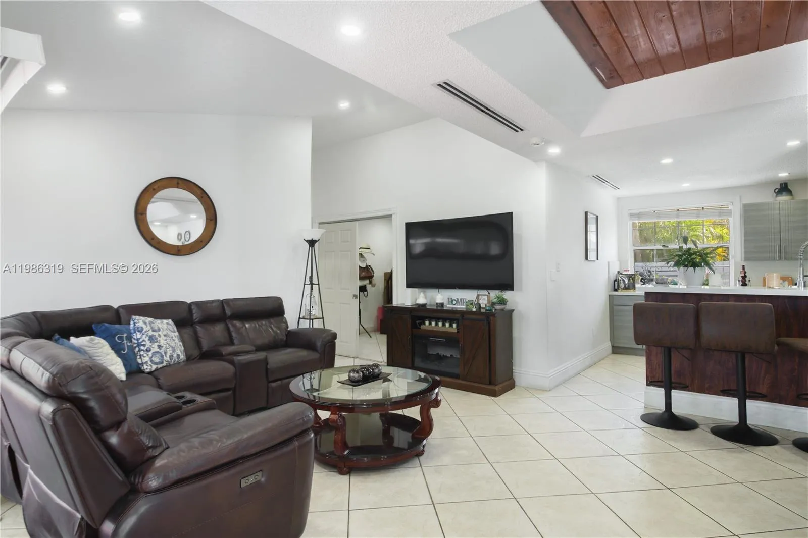 10135 Sw 139th Pl, Miami, Florida 33186, Miami, Florida 33186, 3 Bedrooms Bedrooms, ,2 BathroomsBathrooms,Residential Lease,For Rent,10135 Sw 139th Pl, Miami, Florida 33186,A11986319