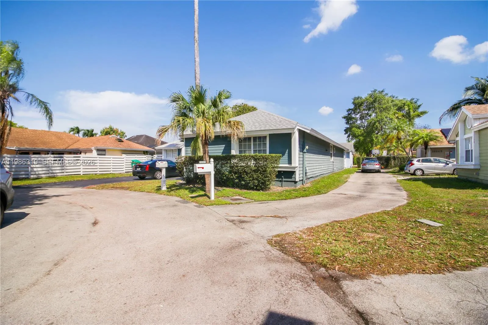 10135 Sw 139th Pl, Miami, Florida 33186, Miami, Florida 33186, 3 Bedrooms Bedrooms, ,2 BathroomsBathrooms,Residential Lease,For Rent,10135 Sw 139th Pl, Miami, Florida 33186,A11986319