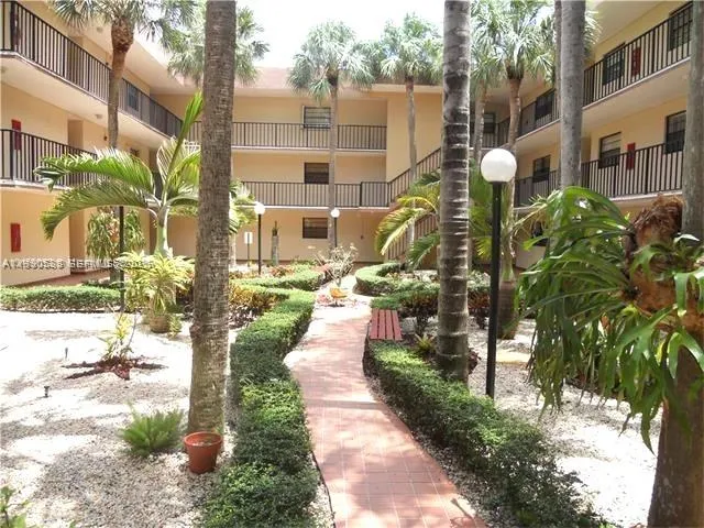 10845 Sw 112th Ave 211, Miami, Florida 33176, Miami, Florida 33176, 1 Bedroom Bedrooms, ,1 BathroomBathrooms,Residential Lease,For Rent,10845 Sw 112th Ave 211, Miami, Florida 33176,A11990538