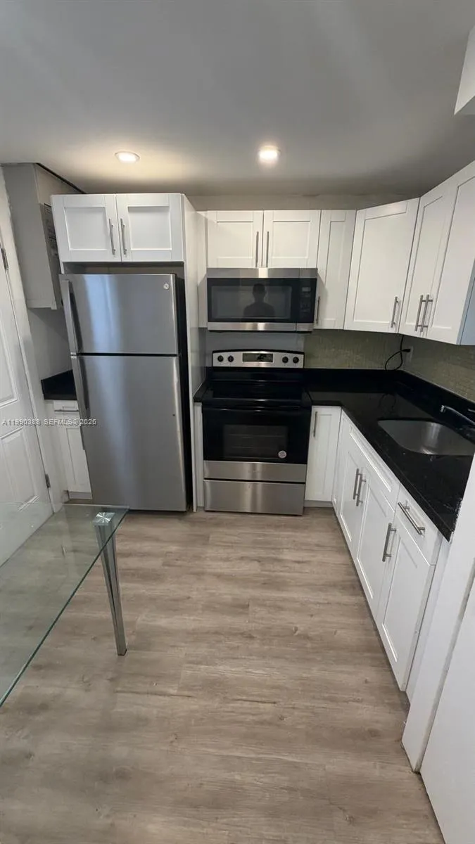 2790 Ne 201st Ter H217, Aventura, Florida 33180, Aventura, Florida 33180, 1 Bedroom Bedrooms, ,1 BathroomBathrooms,Residential Lease,For Rent,2790 Ne 201st Ter H217, Aventura, Florida 33180,A11990388