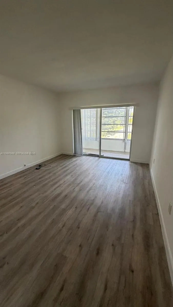 2790 Ne 201st Ter H217, Aventura, Florida 33180, Aventura, Florida 33180, 1 Bedroom Bedrooms, ,1 BathroomBathrooms,Residential Lease,For Rent,2790 Ne 201st Ter H217, Aventura, Florida 33180,A11990388