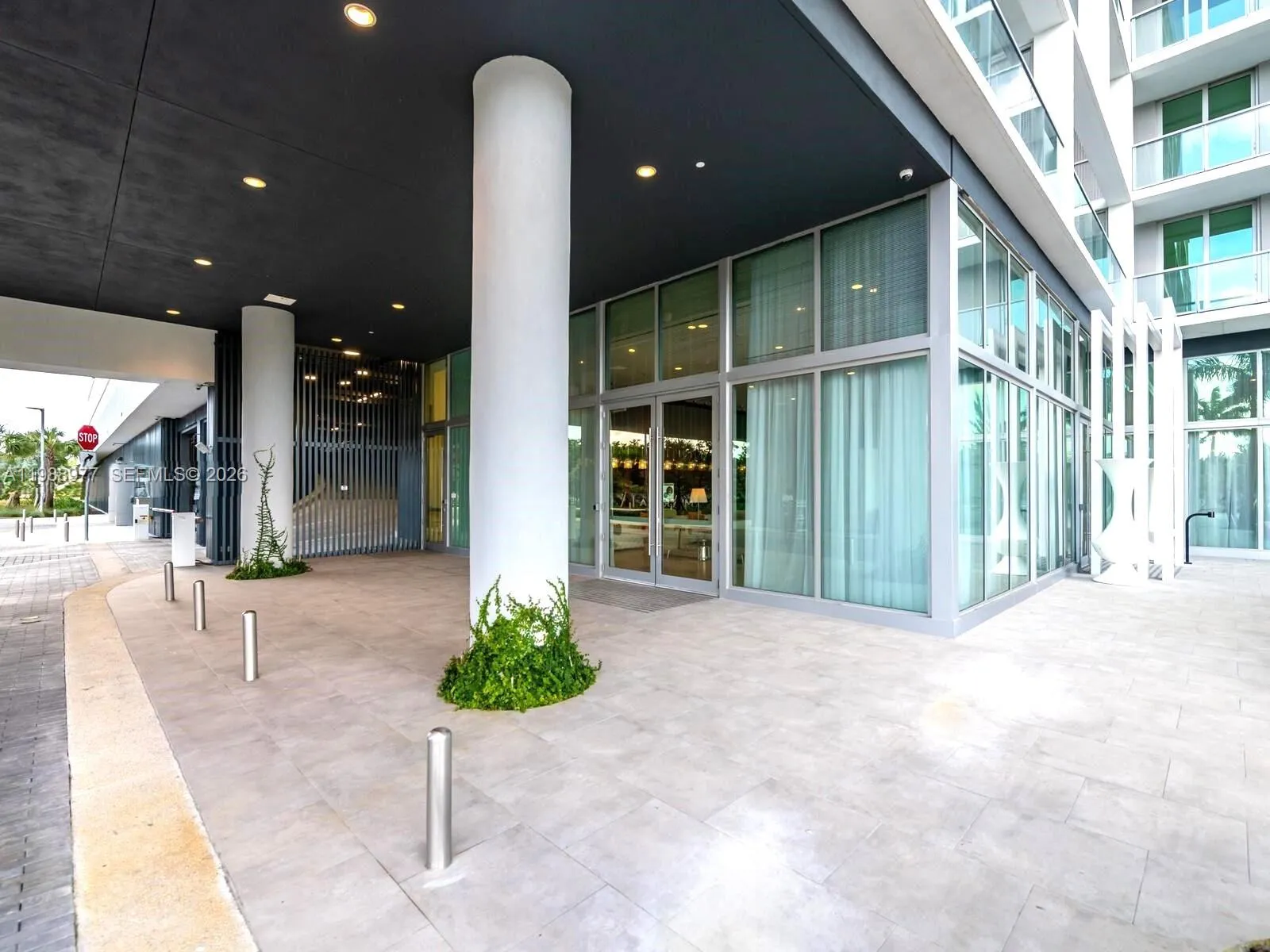 2000 Metropica Way 2305, Sunrise, Florida 33323, Sunrise, Florida 33323, 1 Bedroom Bedrooms, ,1 BathroomBathrooms,Residential Lease,For Rent,2000 Metropica Way 2305, Sunrise, Florida 33323,A11988977