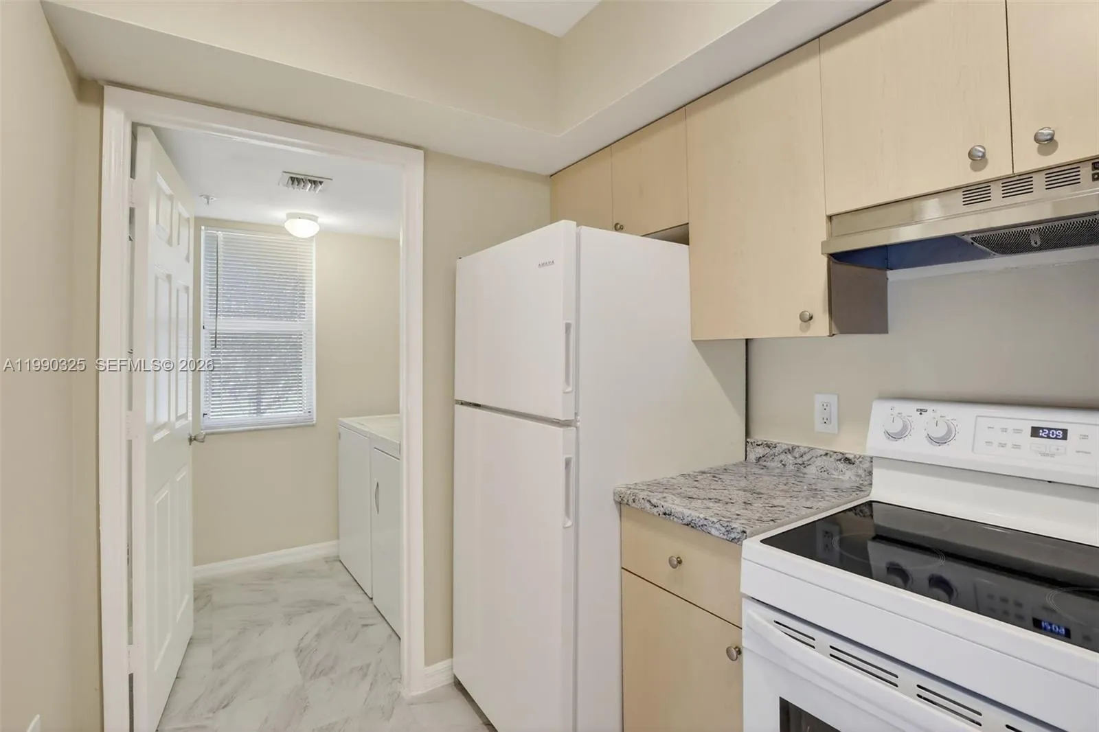 2496 Centergate Dr 301, Miramar, Florida 33025, Miramar, Florida 33025, 2 Bedrooms Bedrooms, ,2 BathroomsBathrooms,Residential Lease,For Rent,2496 Centergate Dr 301, Miramar, Florida 33025,A11990325