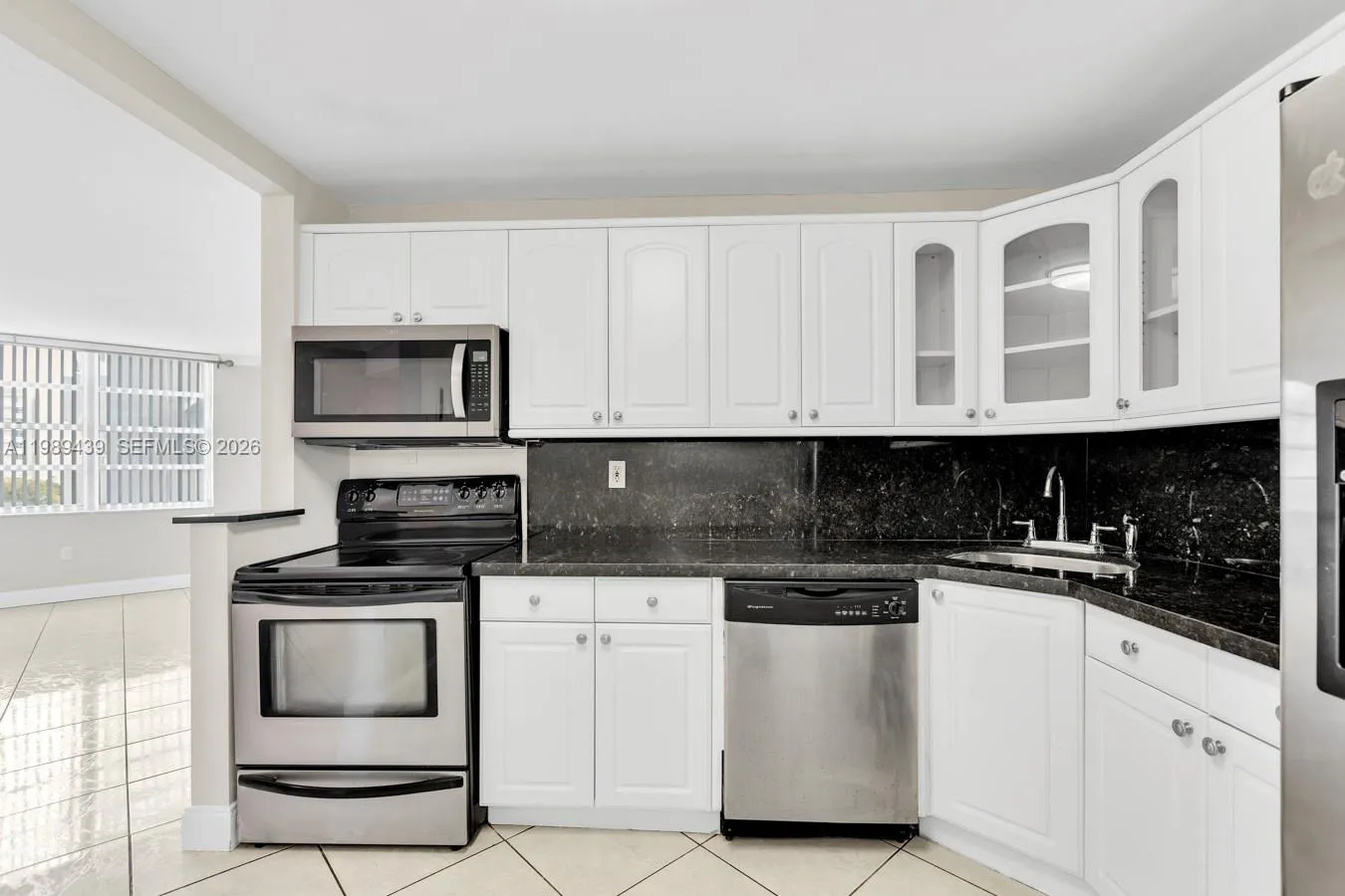 2750 Ne 183rd St 806, Aventura, Florida 33160, Aventura, Florida 33160, 1 Bedroom Bedrooms, ,1 BathroomBathrooms,Residential,For Sale,2750 Ne 183rd St 806, Aventura, Florida 33160,A11989439