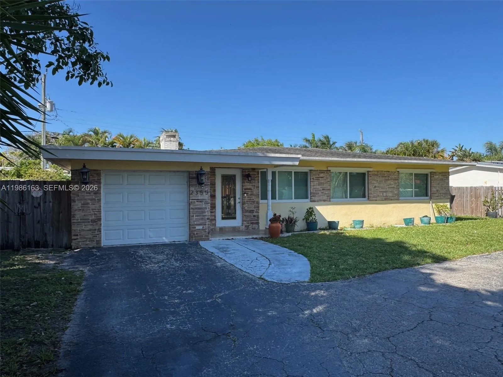 2355 Se 7th St, Pompano Beach, Florida 33062, Pompano Beach, Florida 33062, 3 Bedrooms Bedrooms, ,2 BathroomsBathrooms,Residential,For Sale,2355 Se 7th St, Pompano Beach, Florida 33062,A11986163