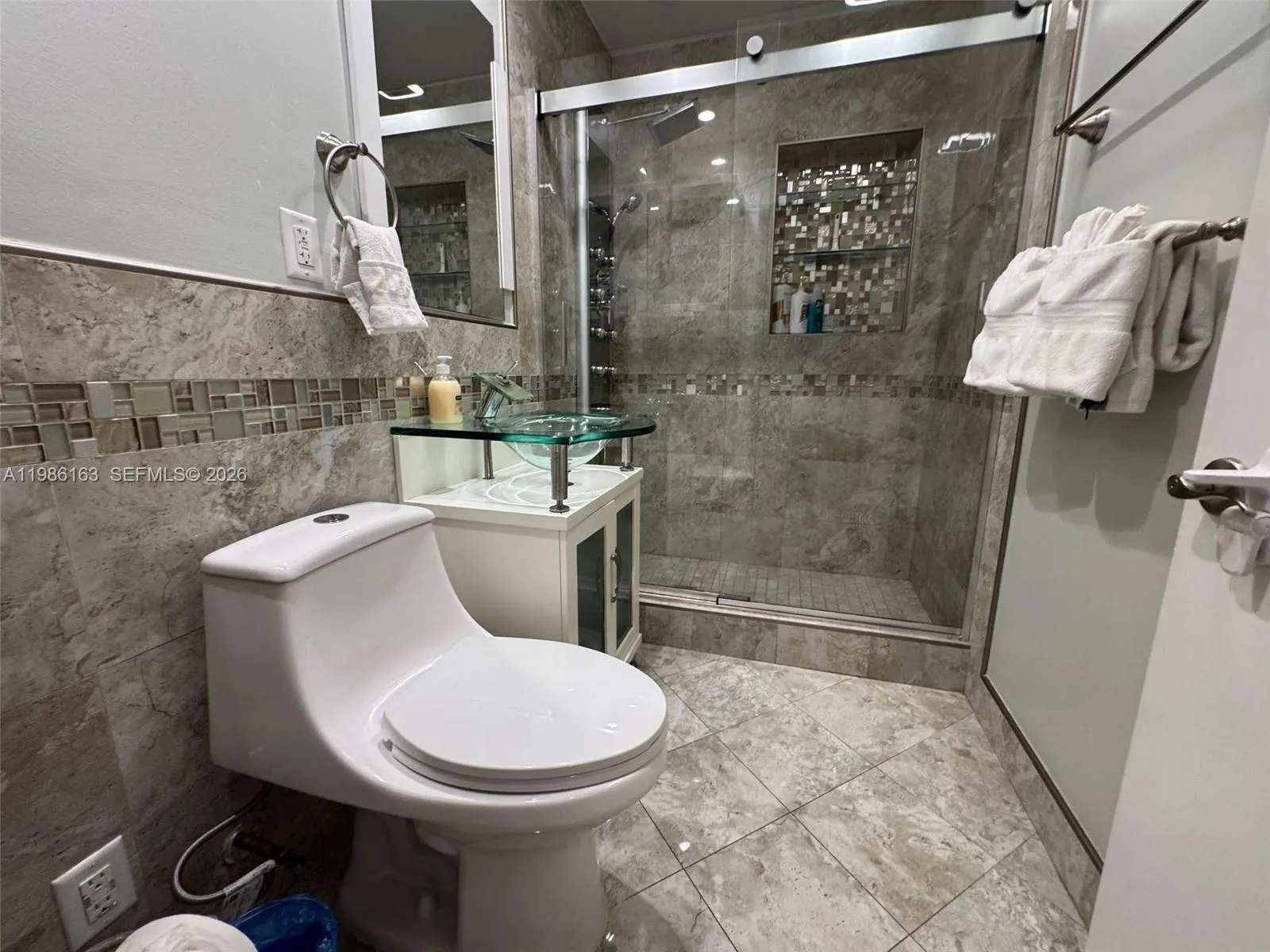 2355 Se 7th St, Pompano Beach, Florida 33062, Pompano Beach, Florida 33062, 3 Bedrooms Bedrooms, ,2 BathroomsBathrooms,Residential,For Sale,2355 Se 7th St, Pompano Beach, Florida 33062,A11986163