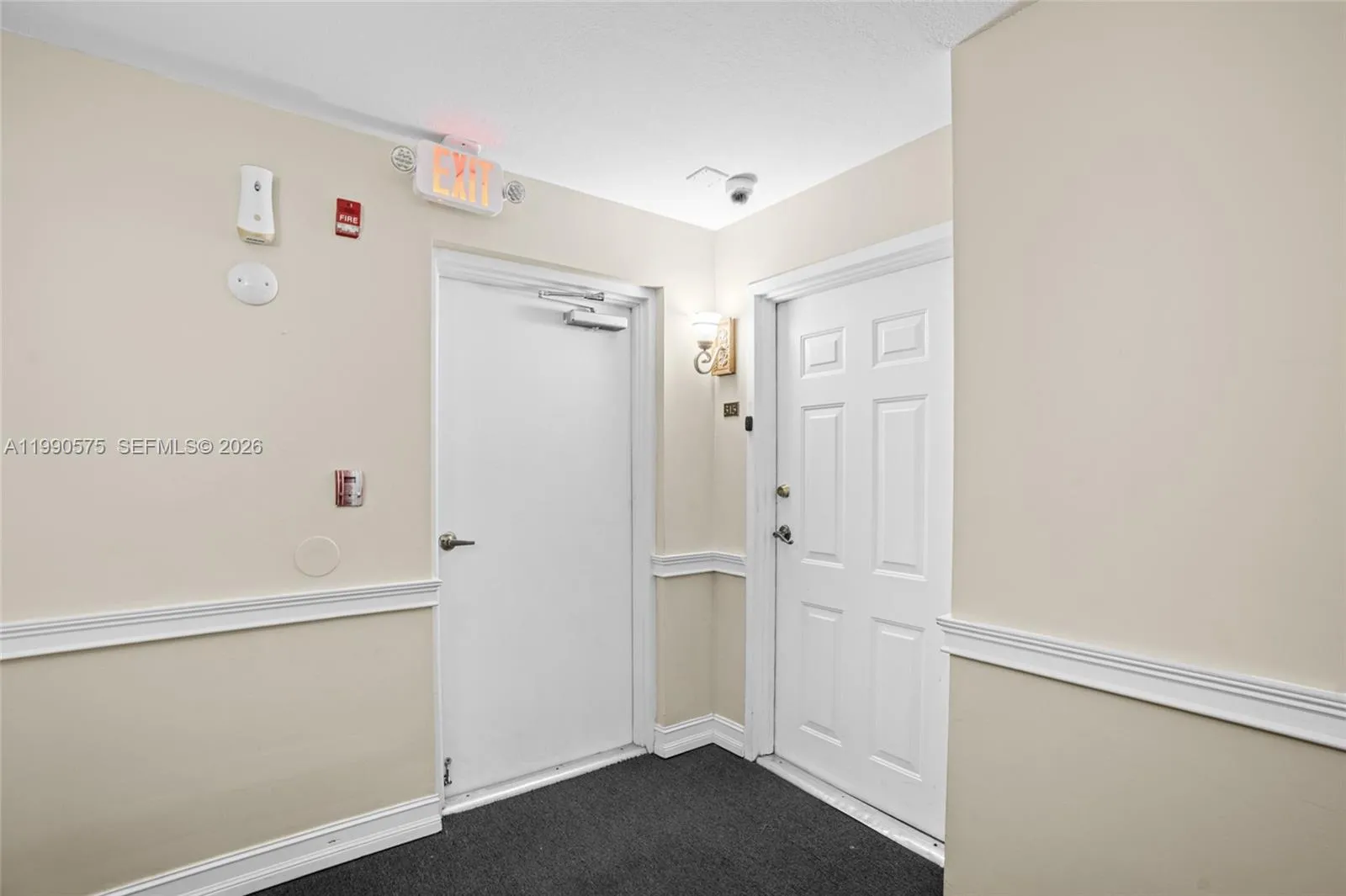 5271 Sw 8th St 315, Miami, Florida 33134, Miami, Florida 33134, 3 Bedrooms Bedrooms, ,2 BathroomsBathrooms,Residential Lease,For Rent,5271 Sw 8th St 315, Miami, Florida 33134,A11990575