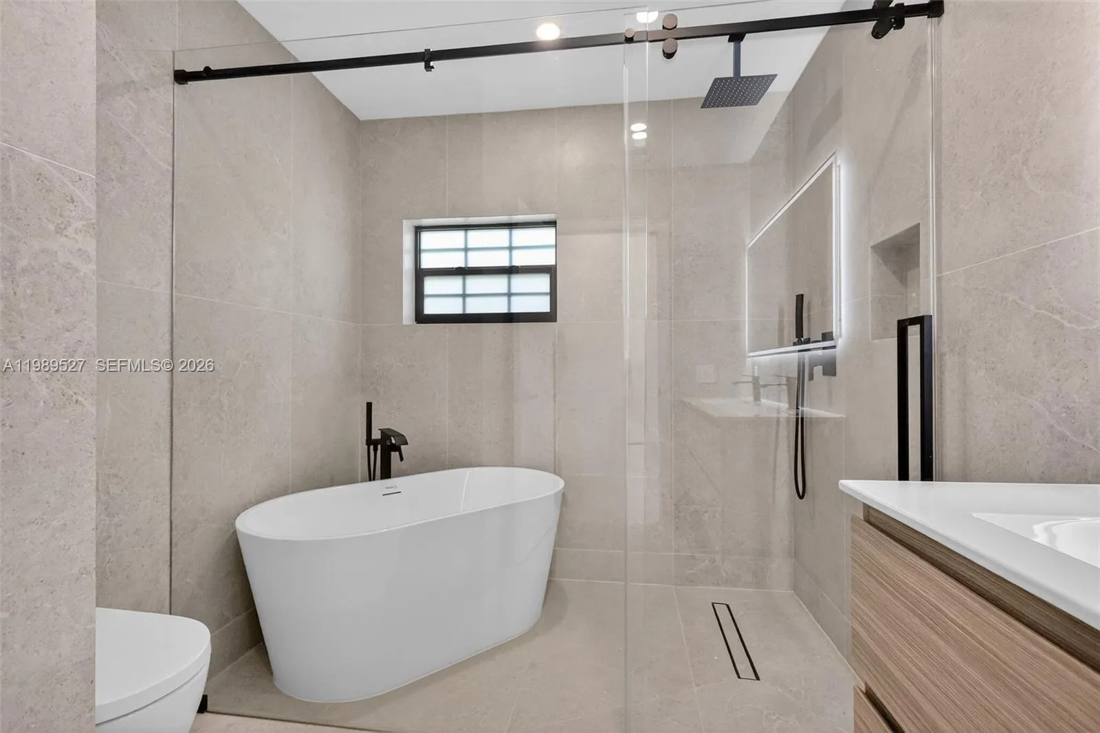 607 Layne Blvd 607, Hallandale Beach, Florida 3300, Hallandale Beach, Florida 33009, 5 Bedrooms Bedrooms, ,4 BathroomsBathrooms,Residential Lease,For Rent,607 Layne Blvd 607, Hallandale Beach, Florida 3300,A11989527