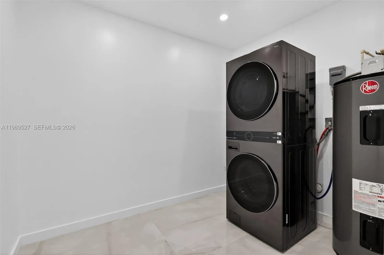 607 Layne Blvd 607, Hallandale Beach, Florida 3300, Hallandale Beach, Florida 33009, 5 Bedrooms Bedrooms, ,4 BathroomsBathrooms,Residential Lease,For Rent,607 Layne Blvd 607, Hallandale Beach, Florida 3300,A11989527