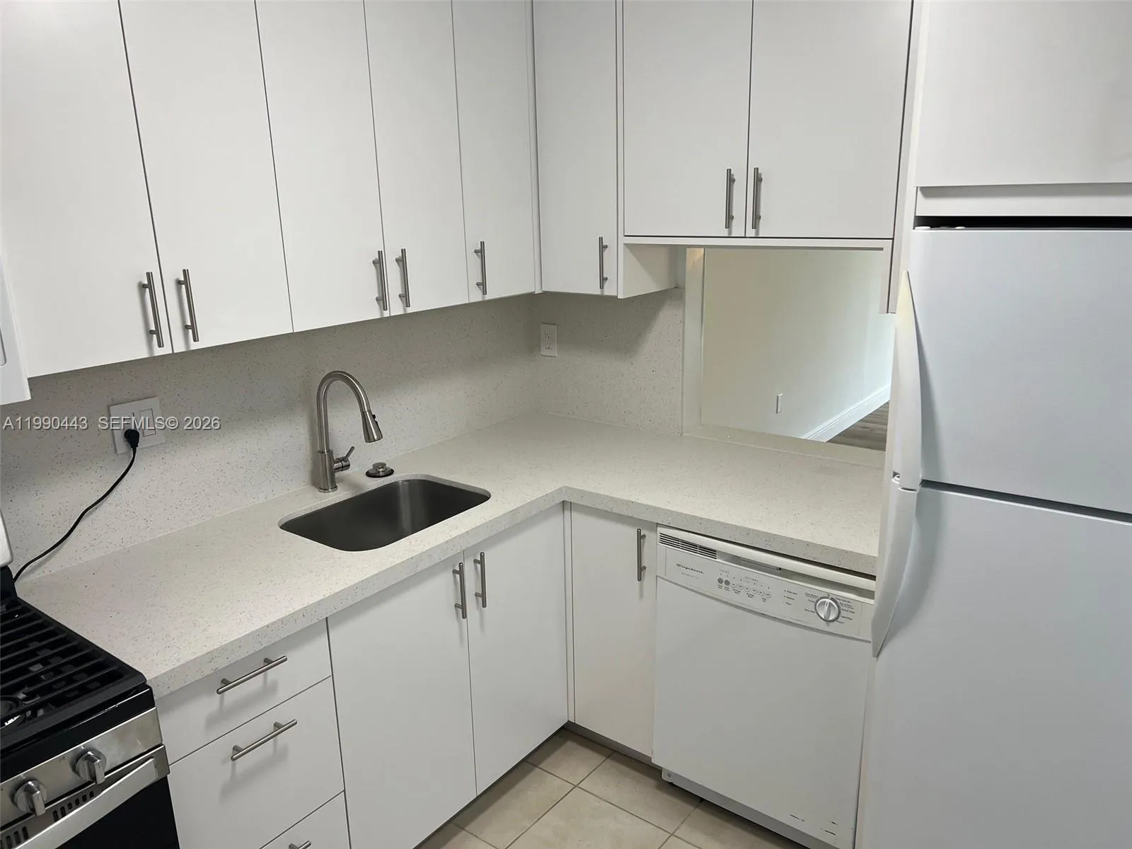 13120 Sw 92nd Ave B-112, Miami, Florida 33176, Miami, Florida 33176, 1 Bedroom Bedrooms, ,1 BathroomBathrooms,Residential Lease,For Rent,13120 Sw 92nd Ave B-112, Miami, Florida 33176,A11990443