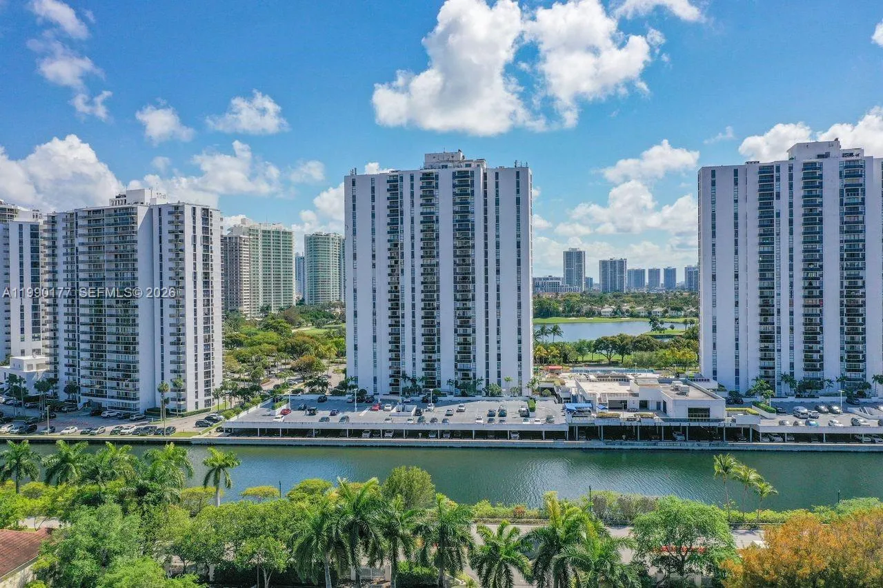 3675 N Country Club Dr 401, Aventura, Florida 3318, Aventura, Florida 33180, 1 Bedroom Bedrooms, ,1 BathroomBathrooms,Residential,For Sale,3675 N Country Club Dr 401, Aventura, Florida 3318,A11990177
