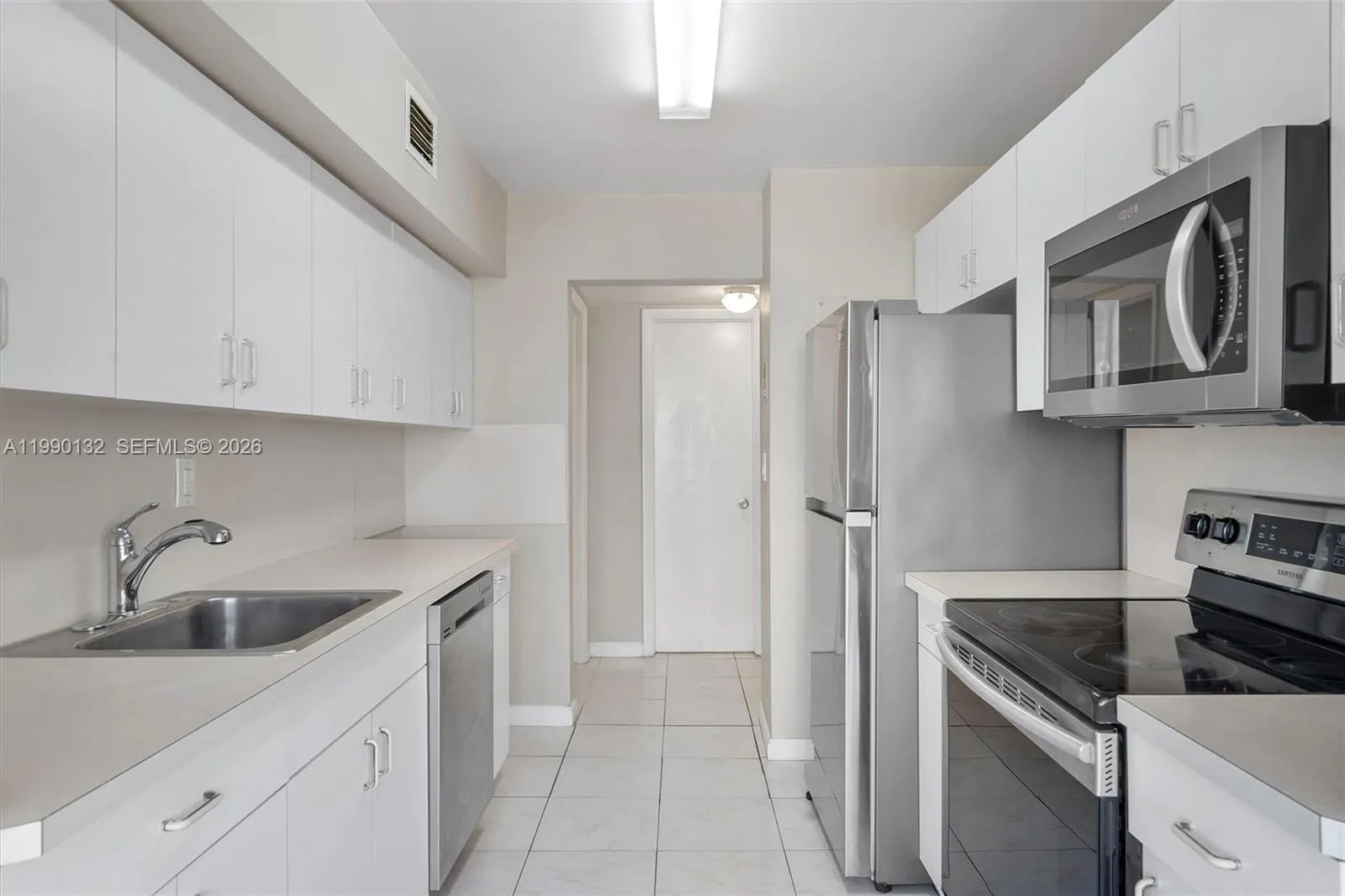 Sunny Isles Beach, Florida 33160, Sunny Isles Beach, Florida 33160, 1 Bedroom Bedrooms, ,1 BathroomBathrooms,Residential,For Sale, Sunny Isles Beach, Florida 33160,A11990132