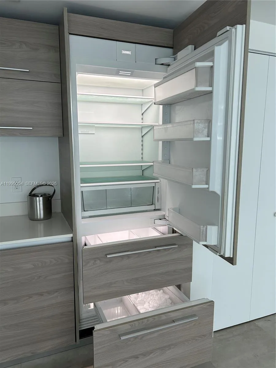 1300 S Miami Ave 1607, Miami, Florida 33130, Miami, Florida 33130, 1 Bedroom Bedrooms, ,1 BathroomBathrooms,Residential Lease,For Rent,1300 S Miami Ave 1607, Miami, Florida 33130,A11990054