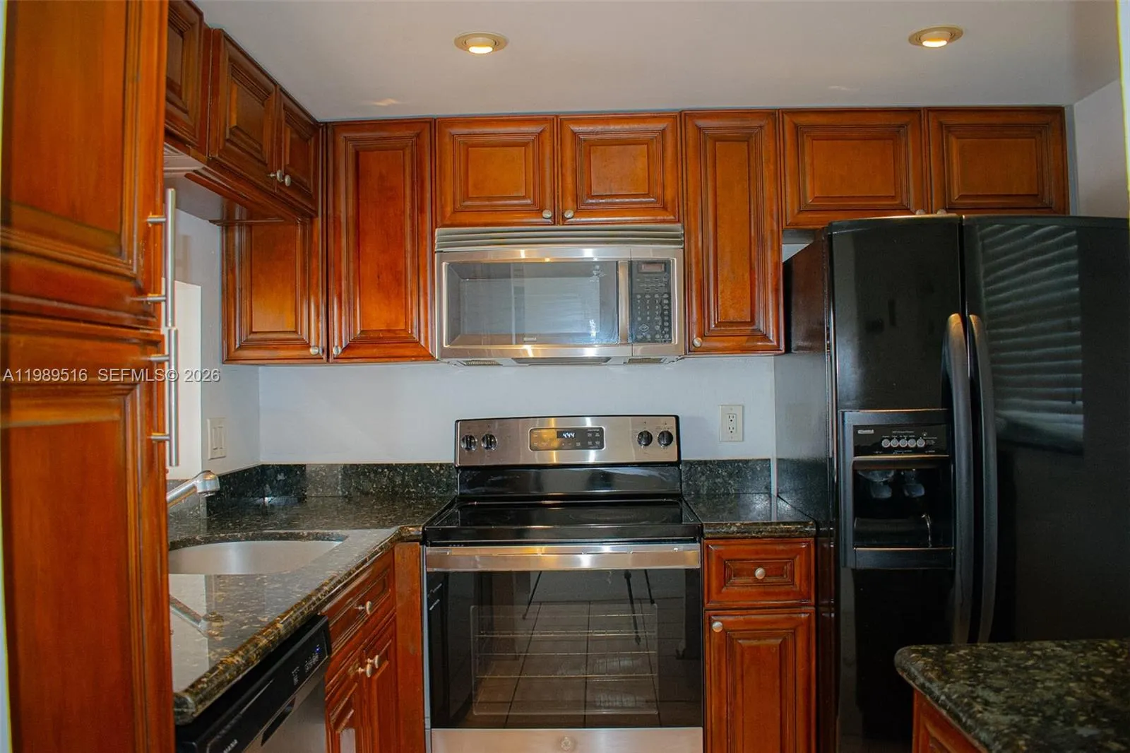 9230 Lagoon Pl 411, Davie, Florida 33324, Davie, Florida 33324, 2 Bedrooms Bedrooms, ,2 BathroomsBathrooms,Residential Lease,For Rent,9230 Lagoon Pl 411, Davie, Florida 33324,A11989516