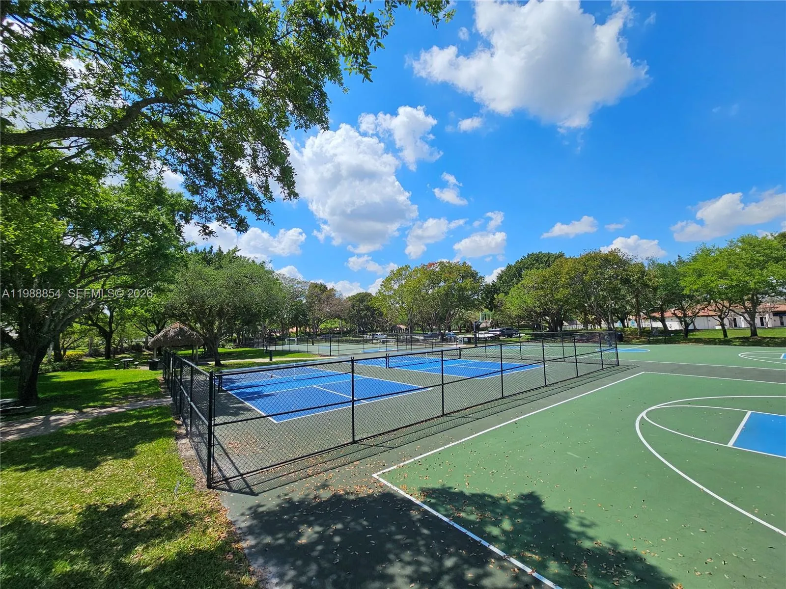 4279 Greenbriar Ln 1, Weston, Florida 33331, Weston, Florida 33331, 3 Bedrooms Bedrooms, ,2 BathroomsBathrooms,Residential Lease,For Rent,4279 Greenbriar Ln 1, Weston, Florida 33331,A11988854