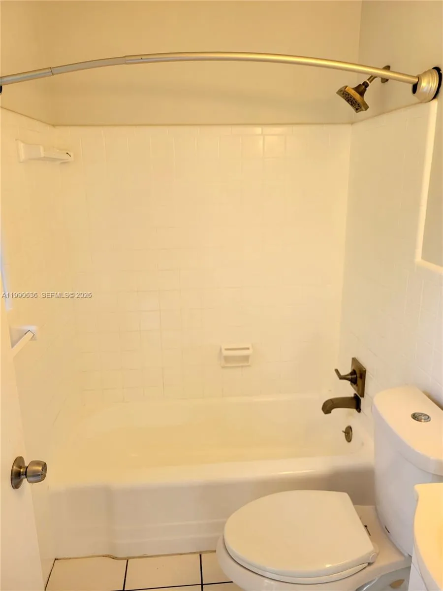 125 Nw 25th St 129, Wilton Manors, Florida 33311, Wilton Manors, Florida 33311, 1 Bedroom Bedrooms, ,1 BathroomBathrooms,Residential Lease,For Rent,125 Nw 25th St 129, Wilton Manors, Florida 33311,A11990636