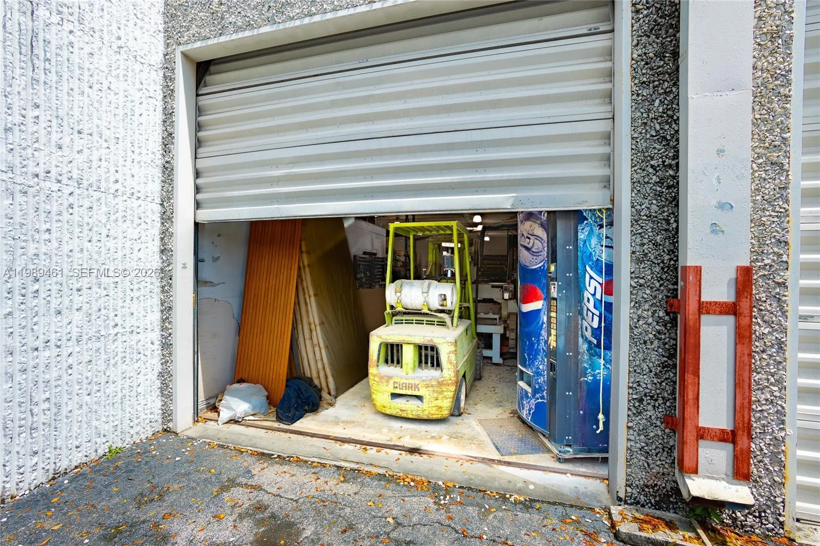 7313 Nw 56th St 7313, Miami, Florida 33166, Miami, Florida 33166, ,Commercial Sale,For Sale,7313 Nw 56th St 7313, Miami, Florida 33166,A11989461