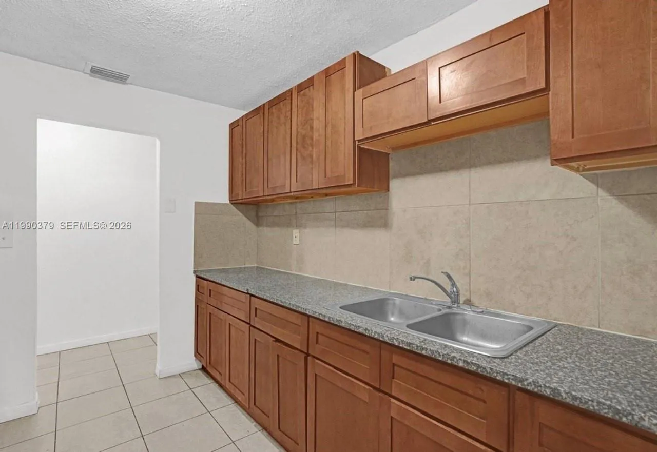 3876 Nw 207th St Rd, Miami Gardens, Florida 33055, Miami Gardens, Florida 33055, 3 Bedrooms Bedrooms, ,1 BathroomBathrooms,Residential Lease,For Rent,3876 Nw 207th St Rd, Miami Gardens, Florida 33055,A11990379