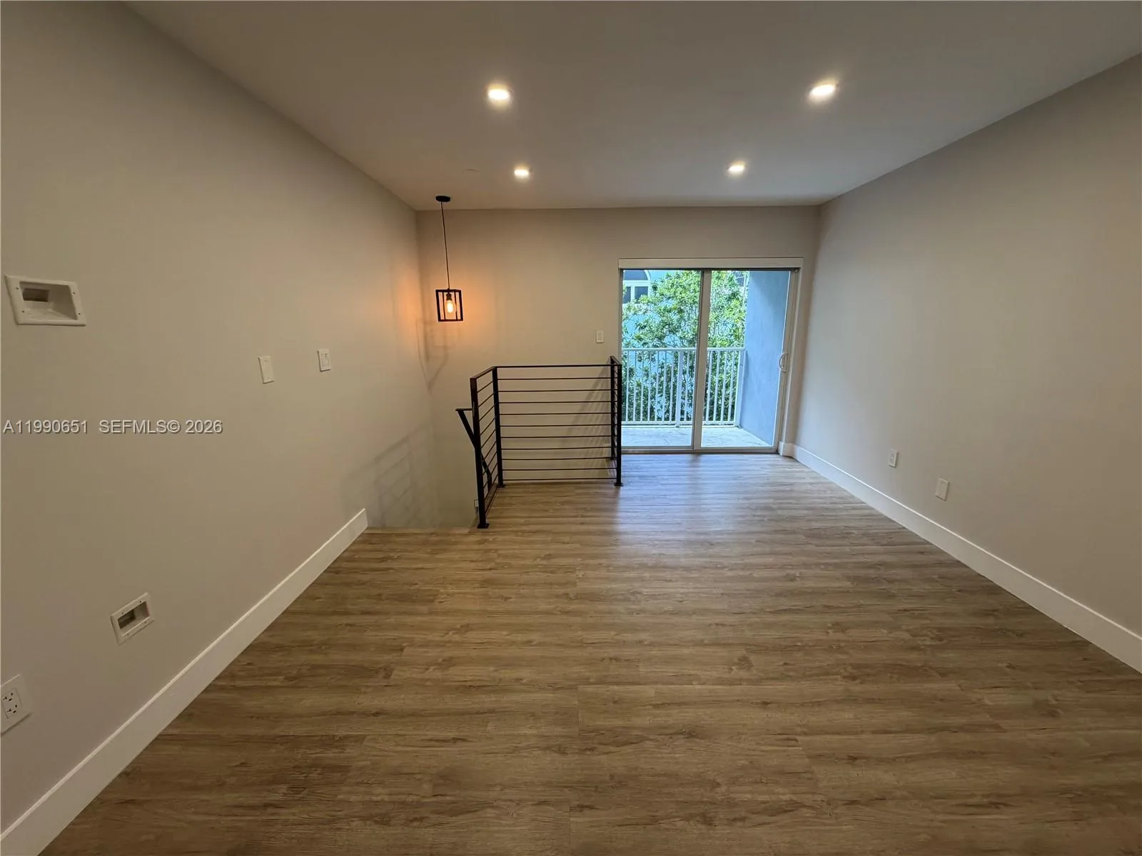 3025 Mary St 11, Miami, Florida 33133, Miami, Florida 33133, 1 Bedroom Bedrooms, ,1 BathroomBathrooms,Residential Lease,For Rent,3025 Mary St 11, Miami, Florida 33133,A11990651