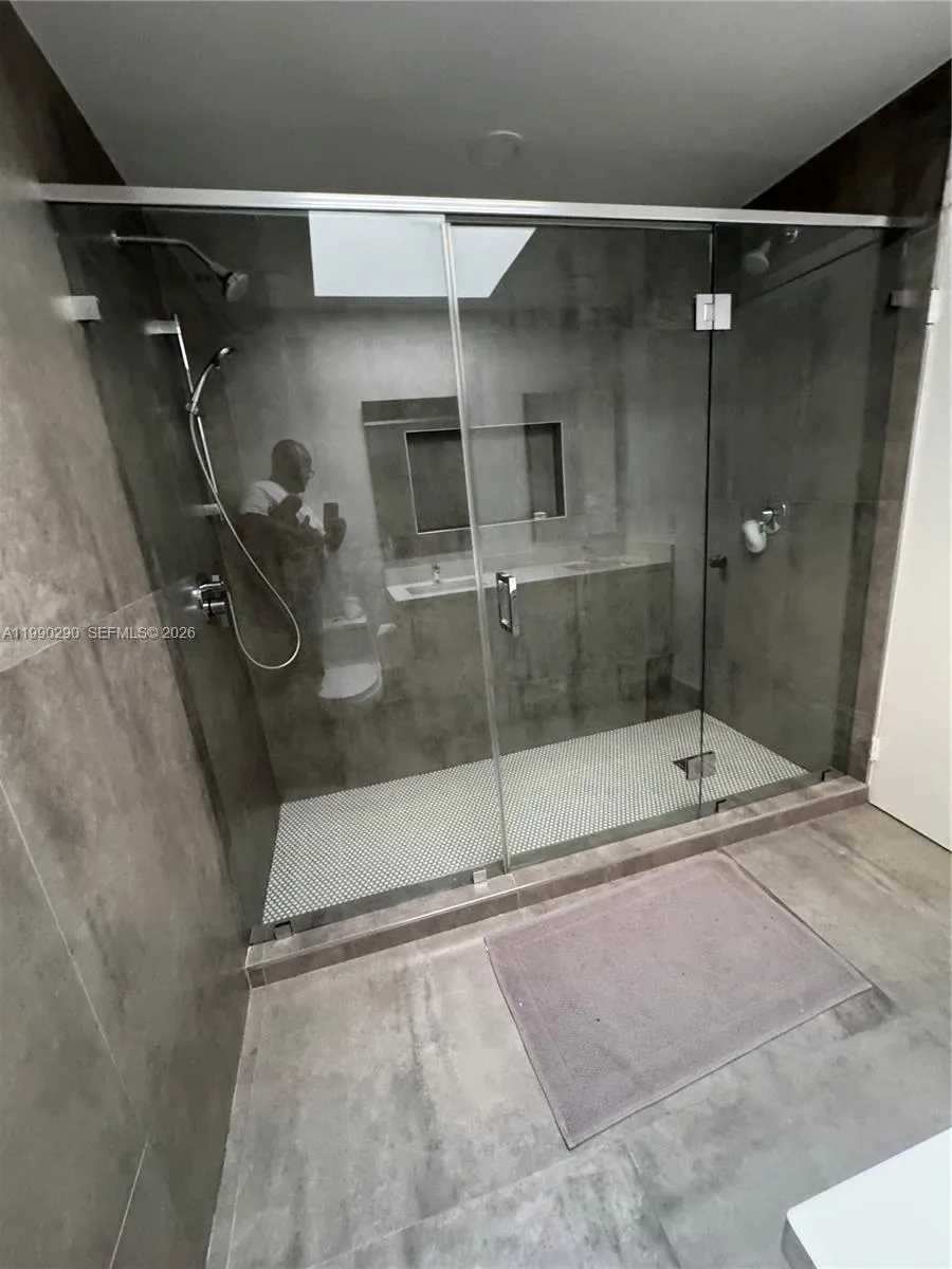 534 Ne 195th St 534, Miami, Florida 33179, Miami, Florida 33179, 3 Bedrooms Bedrooms, ,3 BathroomsBathrooms,Residential Lease,For Rent,534 Ne 195th St 534, Miami, Florida 33179,A11990290