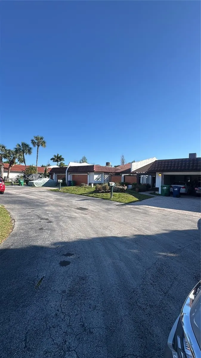 534 Ne 195th St 534, Miami, Florida 33179, Miami, Florida 33179, 3 Bedrooms Bedrooms, ,3 BathroomsBathrooms,Residential Lease,For Rent,534 Ne 195th St 534, Miami, Florida 33179,A11990290