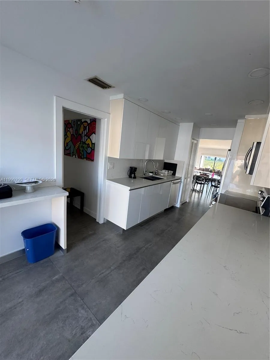 534 Ne 195th St 534, Miami, Florida 33179, Miami, Florida 33179, 3 Bedrooms Bedrooms, ,3 BathroomsBathrooms,Residential Lease,For Rent,534 Ne 195th St 534, Miami, Florida 33179,A11990290